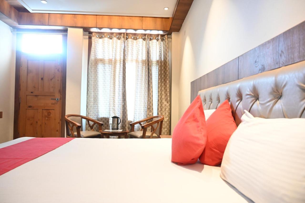 Apple Blossom Hotel Manali  Exterior photo